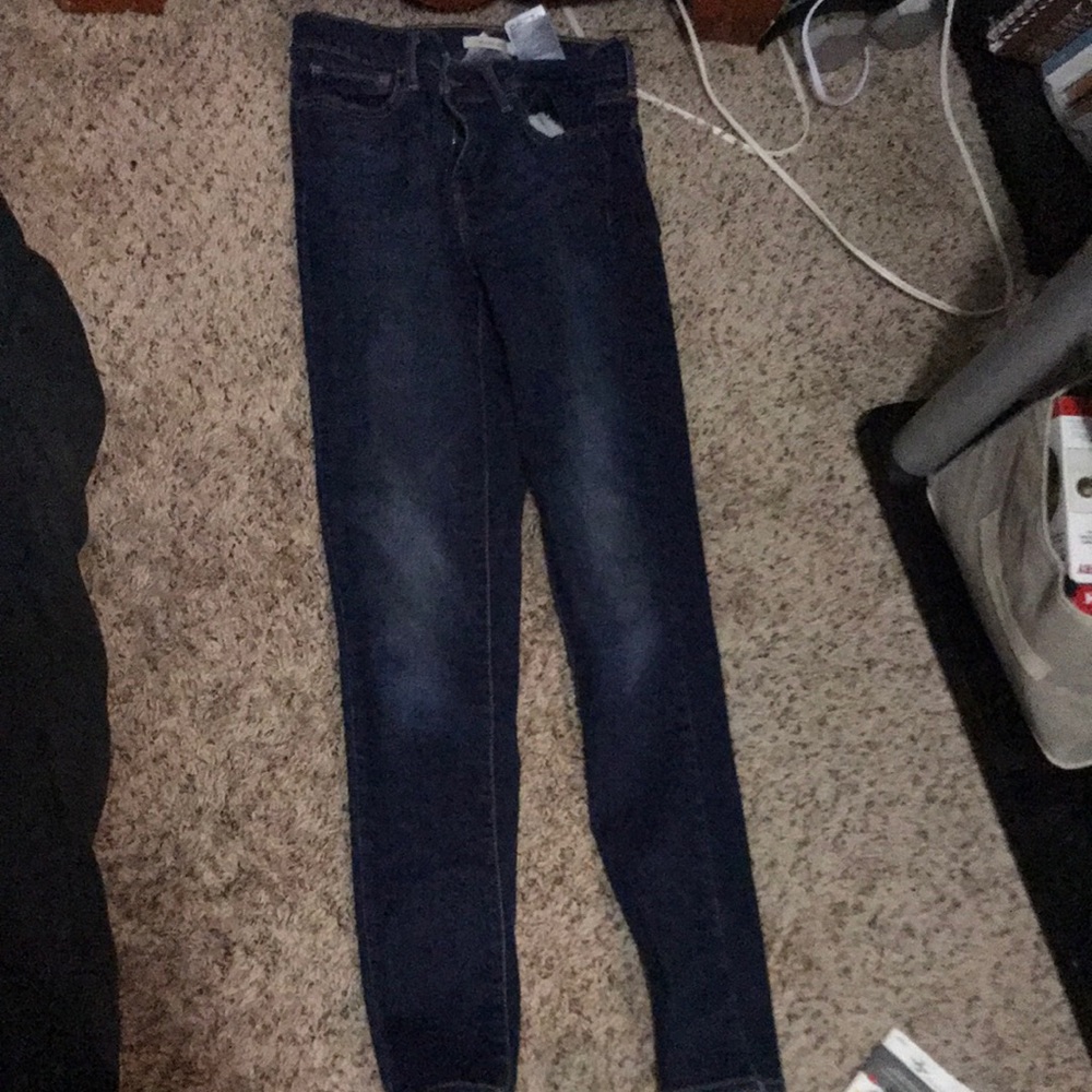 Levi skinny jeans great condition only been used once